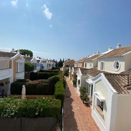 Charming 1 Bedroom With Shared Kitchen Next To Puerto Banus Marbellac