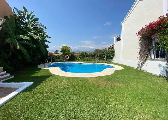 Apartamento Charming 1 Bedroom With Shared Kitchen Next To Puerto Banus