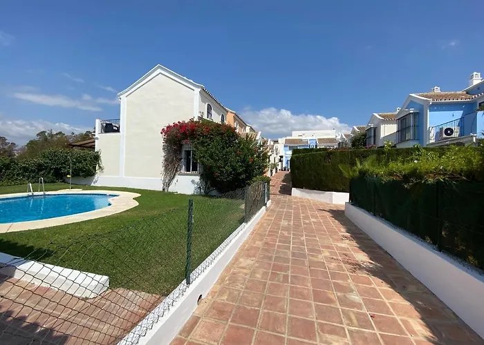 Charming 1 Bedroom With Shared Kitchen Next To Puerto Banus * Marbella