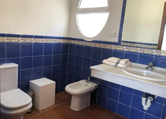 Charming 1 Bedroom With Shared Kitchen Next To Puerto Banus *